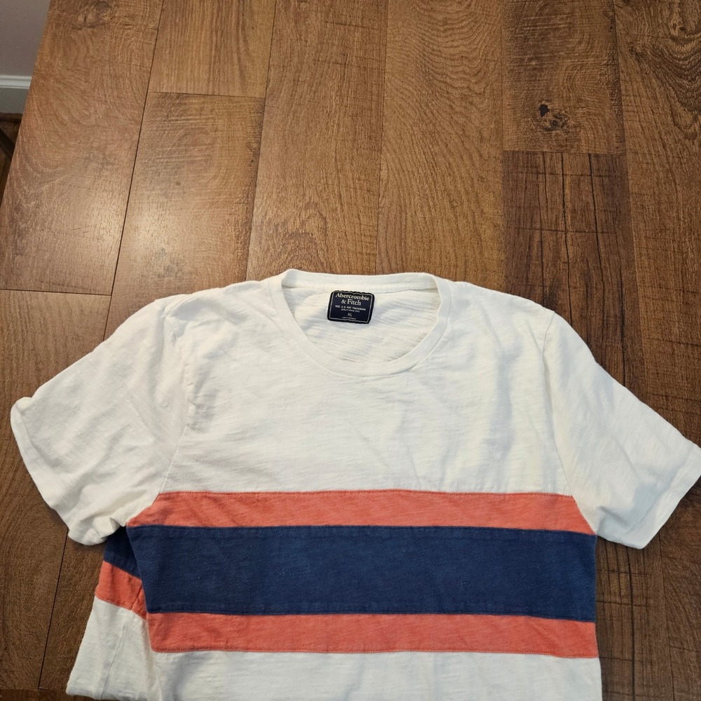 Abercrombie Fitch Mens XL T Shirt White Coral Navy Stripe Casual Comfort Fit
